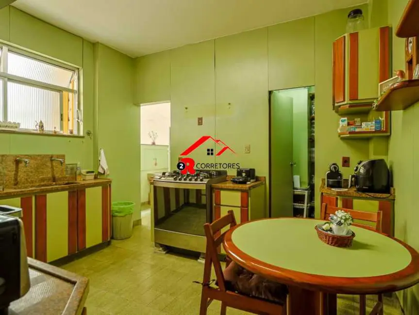 Foto 9 de Apartamento com 3 quartos à venda, 220m2 em Rio De Janeiro - RJ