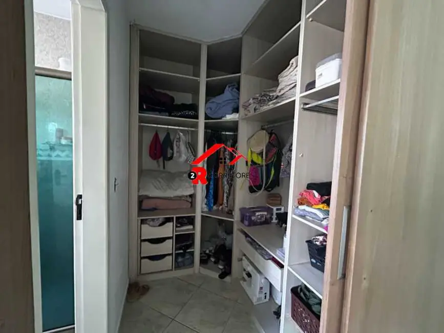 Foto 8 de Casa com 4 quartos à venda, 364m2 em Marica - RJ