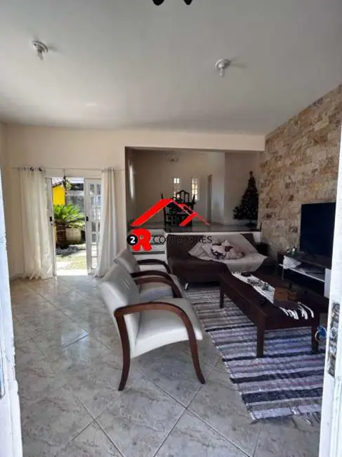 Foto 2 de Casa com 4 quartos à venda, 364m2 em Marica - RJ
