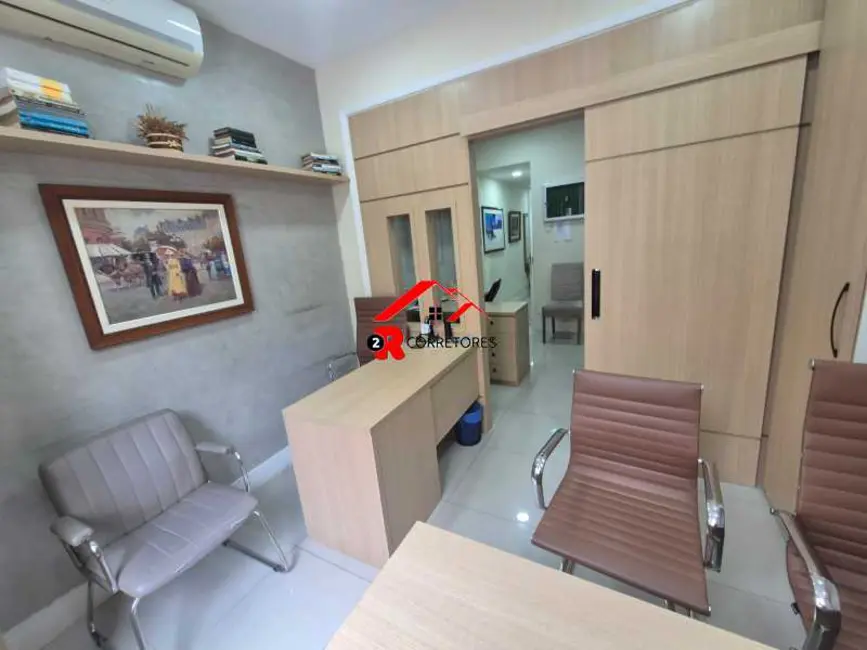 Kitnet com 1 quarto à venda, 40m2 em Rio De Janeiro - RJ - imagem 9 Foto 9 de Kitnet com 1 quarto à venda, 40m2 em Rio De Janeiro - RJ