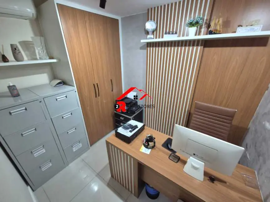 Kitnet com 1 quarto à venda, 40m2 em Rio De Janeiro - RJ - imagem 4 Foto 4 de Kitnet com 1 quarto à venda, 40m2 em Rio De Janeiro - RJ