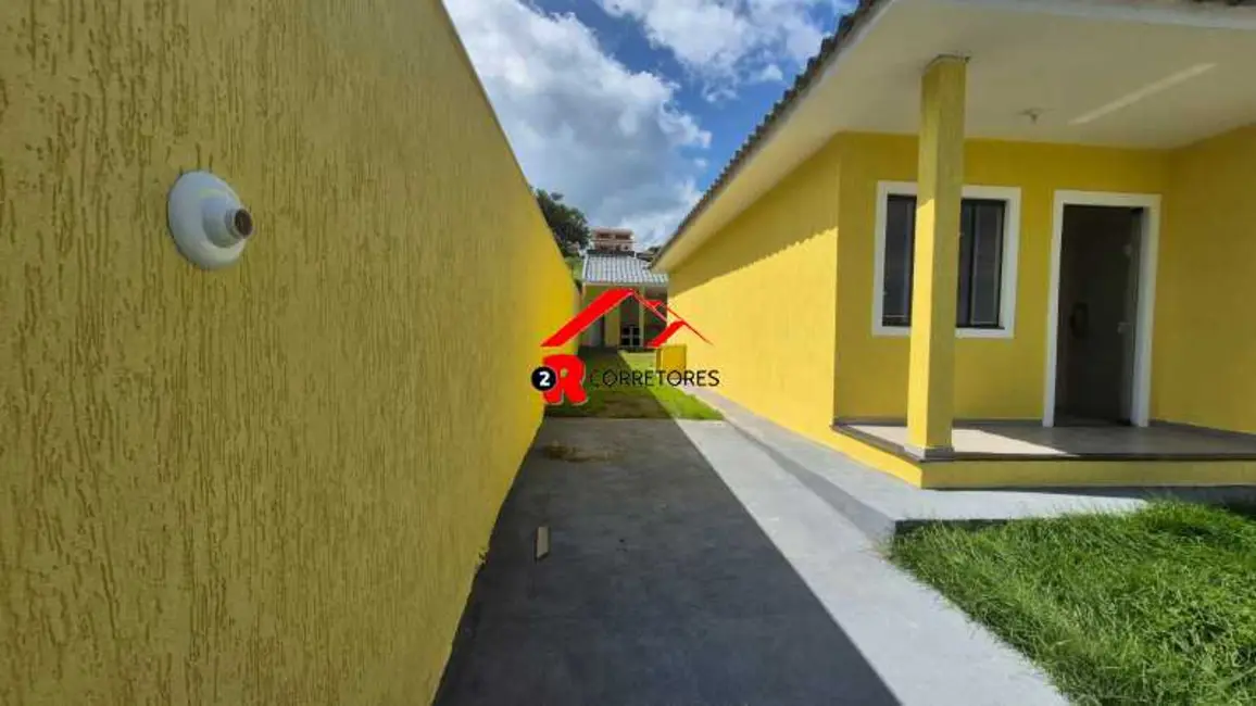 Foto 2 de Casa de Condomínio com 3 quartos à venda, 316m2 em Araruama - RJ