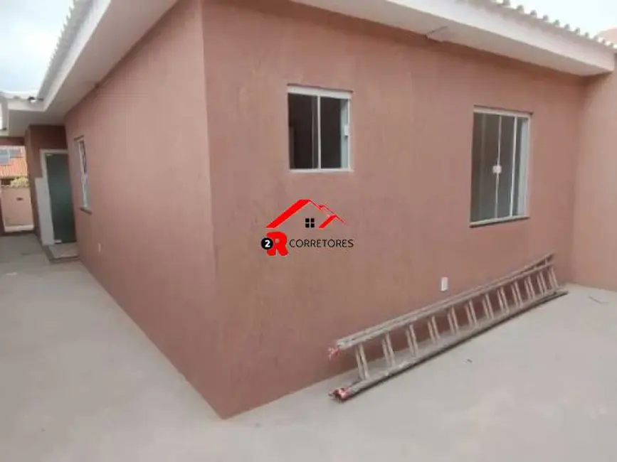 Foto 2 de Casa com 2 quartos à venda, 78m2 em Iguaba Grande - RJ