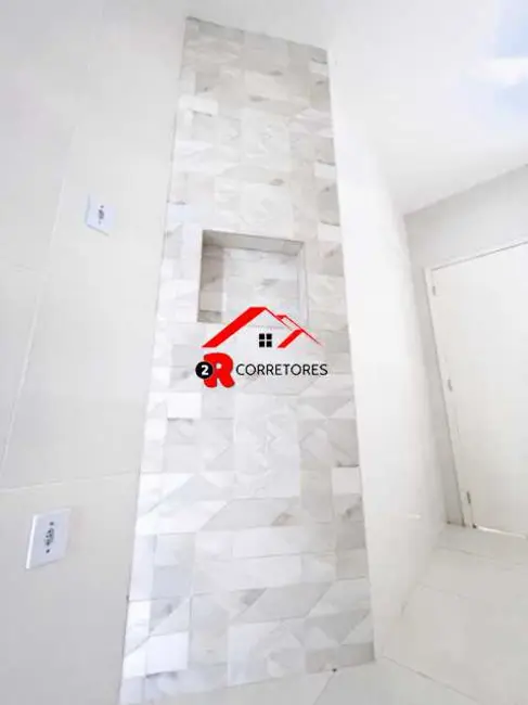 Foto 9 de Casa com 2 quartos à venda, 98m2 em Araruama - RJ