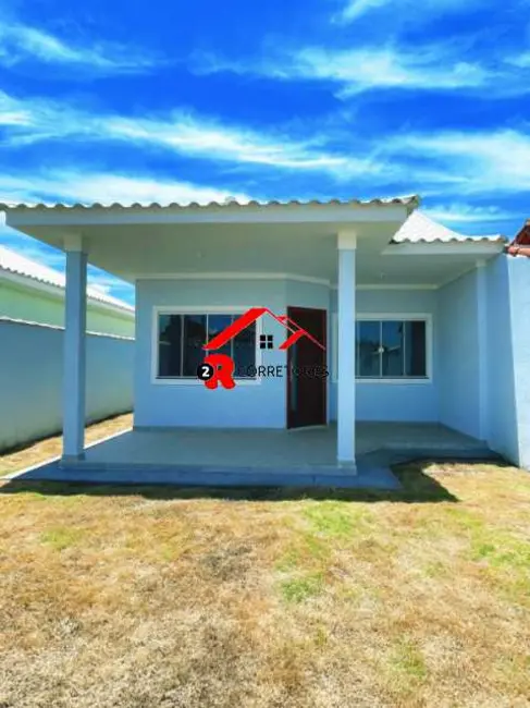 Foto 4 de Casa com 2 quartos à venda, 98m2 em Araruama - RJ