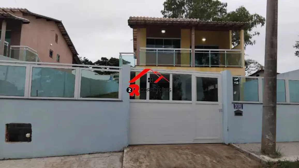 Foto 1 de Casa com 2 quartos à venda, 108m2 em Araruama - RJ