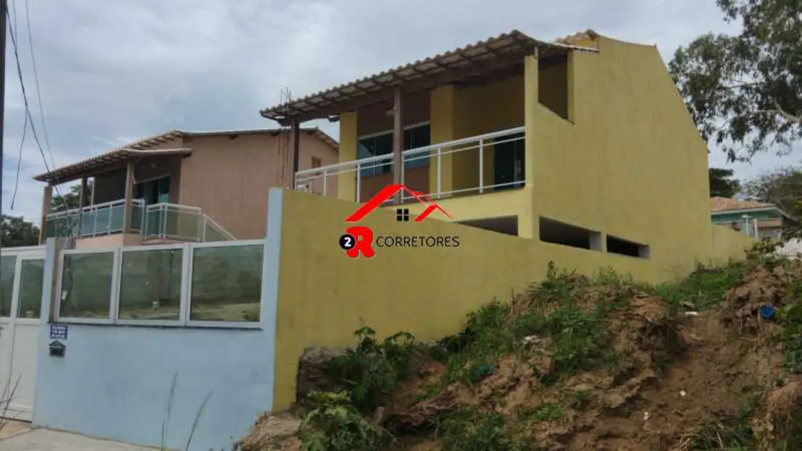 Foto 1 de Casa com 2 quartos à venda, 108m2 em Araruama - RJ