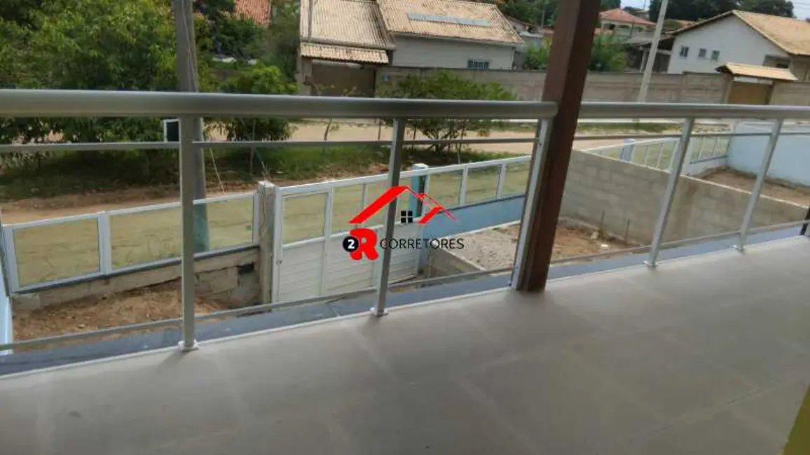 Foto 4 de Casa com 2 quartos à venda, 108m2 em Araruama - RJ