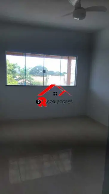 Foto 2 de Casa com 2 quartos à venda, 108m2 em Araruama - RJ