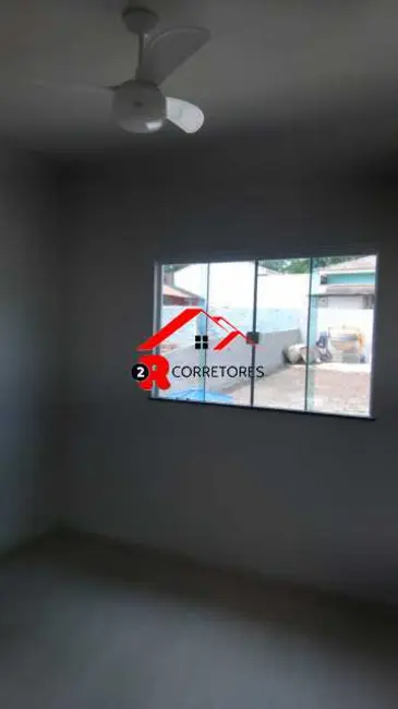 Foto 8 de Casa com 2 quartos à venda, 108m2 em Araruama - RJ