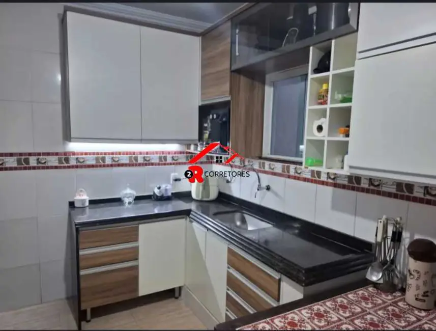 Foto 9 de Casa com 5 quartos à venda, 218m2 em Araruama - RJ