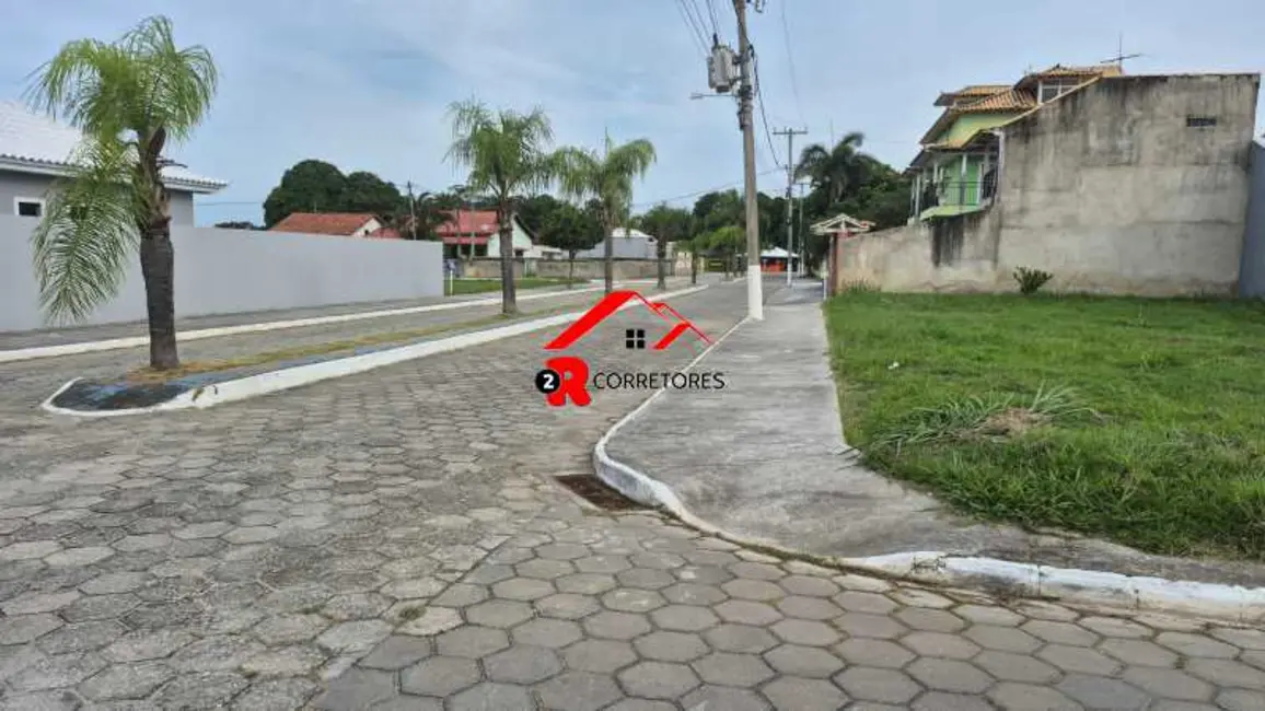 Foto 5 de Terreno / Lote à venda, 316m2 em Araruama - RJ