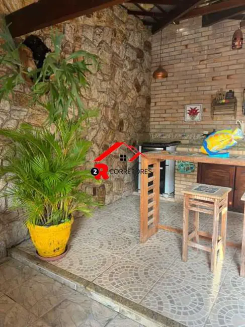 Foto 9 de Casa de Condomínio com 4 quartos à venda, 280m2 em Araruama - RJ