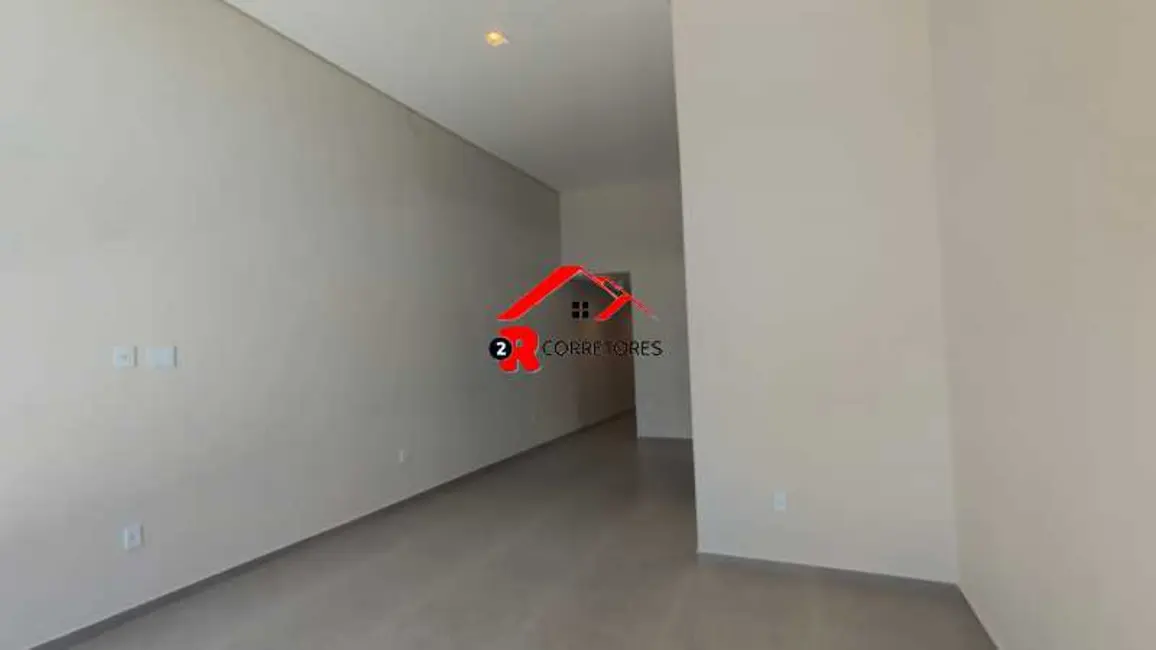 Foto 3 de Casa com 3 quartos à venda, 120m2 em Araruama - RJ