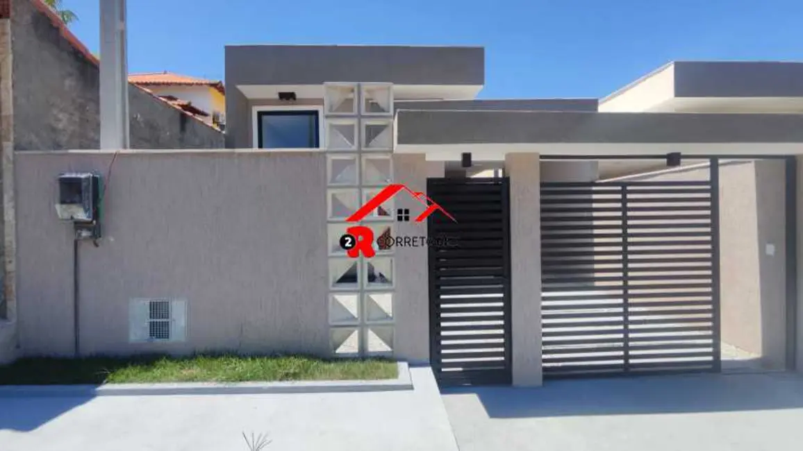 Foto 1 de Casa com 3 quartos à venda, 120m2 em Araruama - RJ