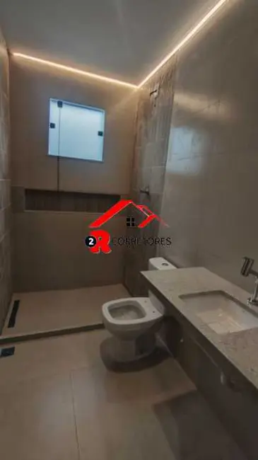 Foto 6 de Casa com 3 quartos à venda, 100m2 em Araruama - RJ