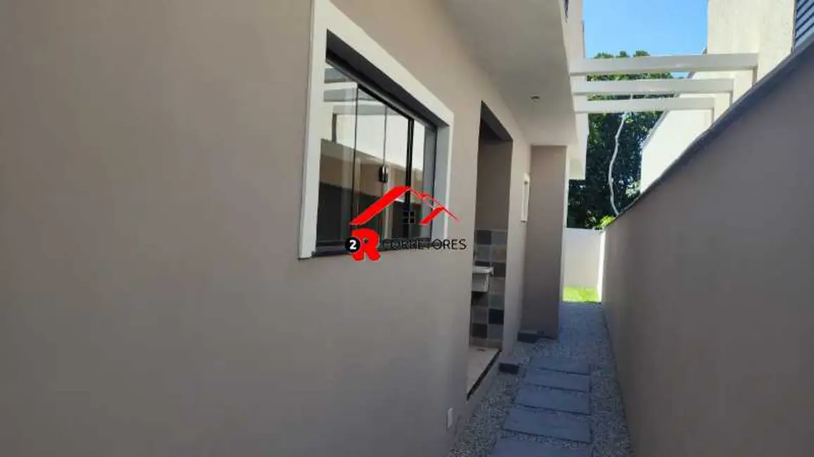 Foto 5 de Casa com 3 quartos à venda, 100m2 em Araruama - RJ