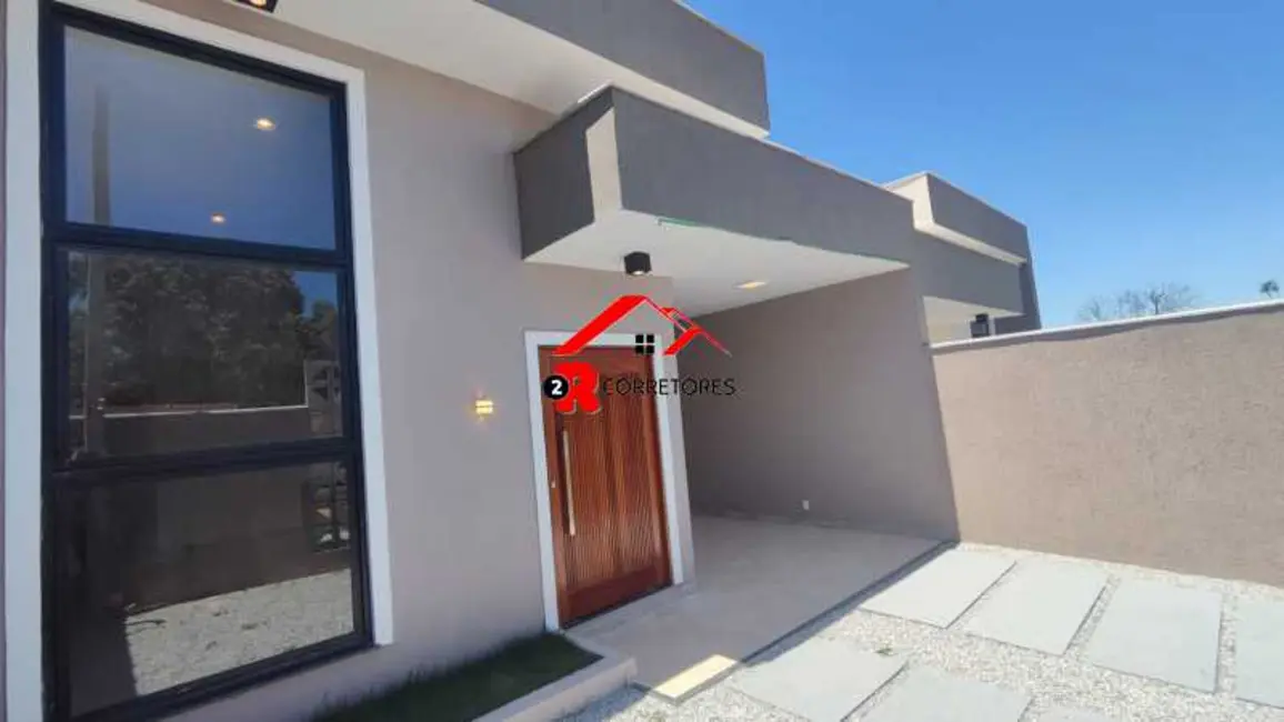 Foto 8 de Casa com 3 quartos à venda, 100m2 em Araruama - RJ