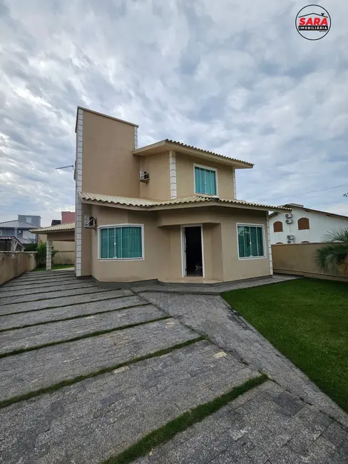 Foto 1 de Casa com 3 quartos à venda, 180m2 em Palhoca - SC