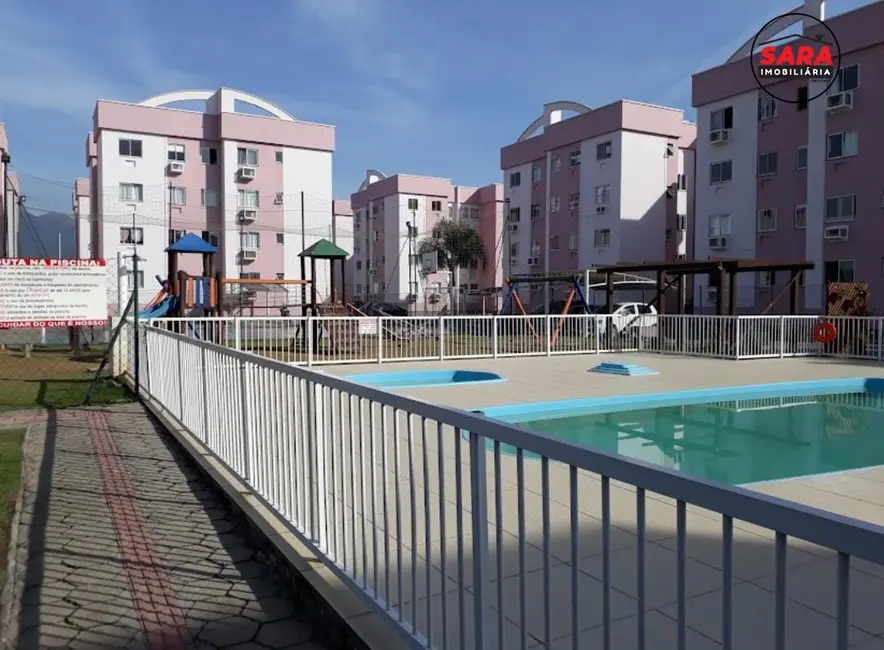 Foto 2 de Apartamento com 2 quartos à venda, 50m2 em Aririú, Palhoca - SC