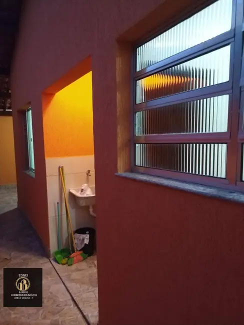 Casa com 2 quartos à venda, 70m2 em Caiçara, Praia Grande - SP - imagem 5 Foto 5 de Casa com 2 quartos à venda, 70m2 em Caiçara, Praia Grande - SP