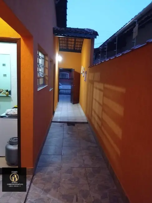 Casa com 2 quartos à venda, 70m2 em Caiçara, Praia Grande - SP - imagem 6 Foto 6 de Casa com 2 quartos à venda, 70m2 em Caiçara, Praia Grande - SP