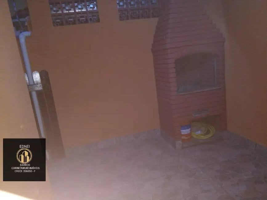 Casa com 2 quartos à venda, 70m2 em Caiçara, Praia Grande - SP - imagem 9 Foto 9 de Casa com 2 quartos à venda, 70m2 em Caiçara, Praia Grande - SP