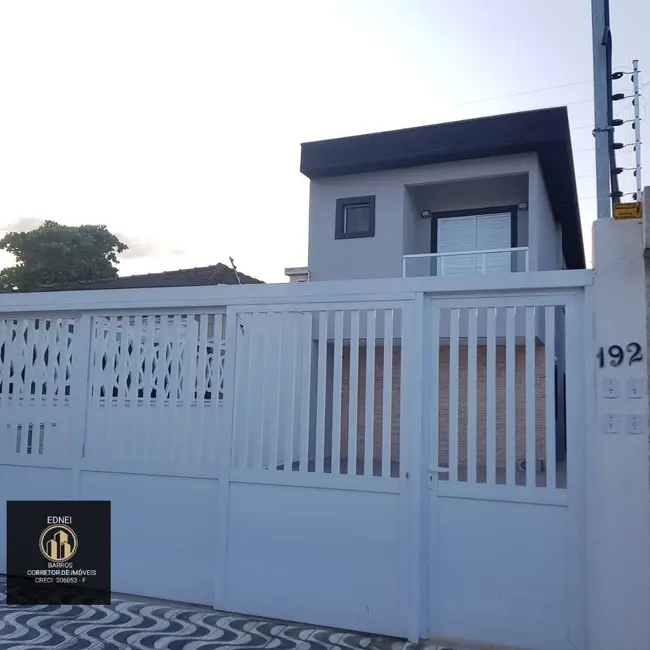 Foto 1 de Casa com 2 quartos à venda, 44m2 em Parque Bitaru, Sao Vicente - SP