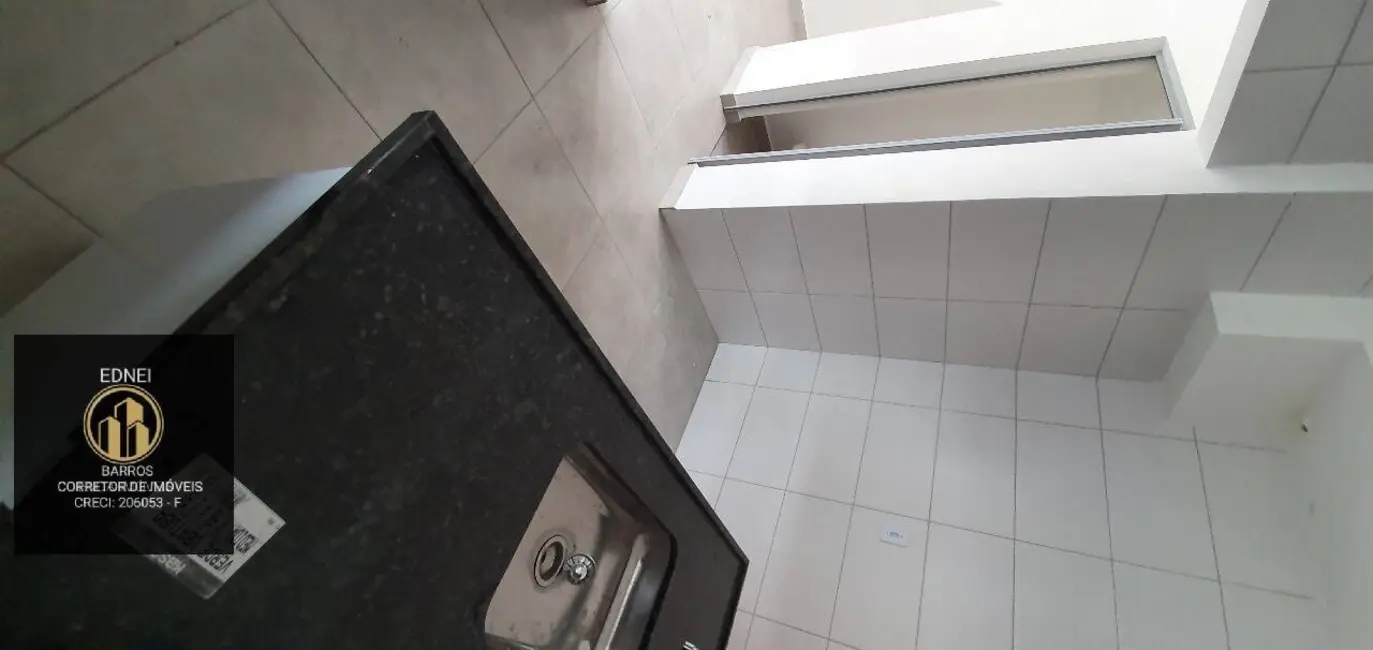 Foto 2 de Casa com 2 quartos à venda, 44m2 em Parque Bitaru, Sao Vicente - SP