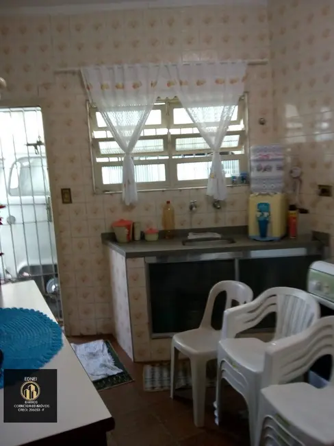 Foto 6 de Casa com 2 quartos à venda, 140m2 em Caiçara, Praia Grande - SP