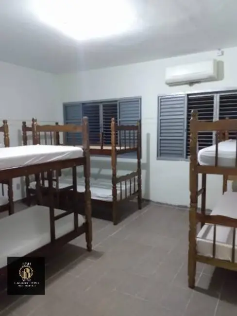 Casa com 4 quartos à venda em Caiçara, Praia Grande - SP - imagem 6 Foto 6 de Casa com 4 quartos à venda em Caiçara, Praia Grande - SP