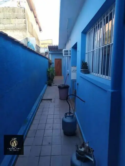 Casa com 2 quartos à venda, 130m2 em Praia Grande - SP - imagem 2 Foto 2 de Casa com 2 quartos à venda, 130m2 em Praia Grande - SP