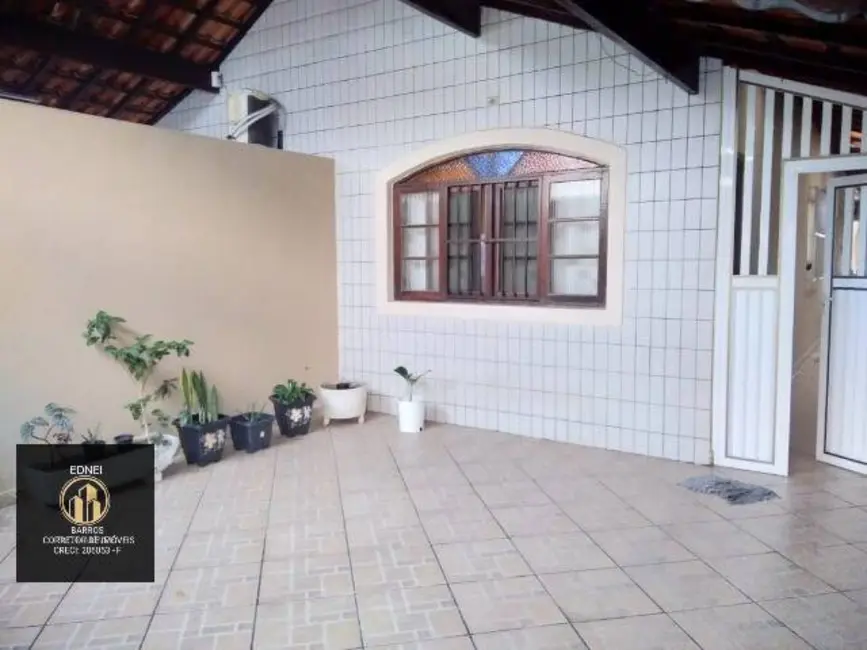 Foto 1 de Casa com 2 quartos à venda, 135m2 em Glória, Praia Grande - SP
