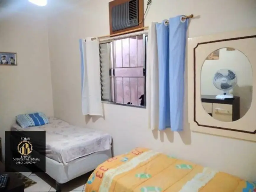 Foto 7 de Casa com 2 quartos à venda, 135m2 em Glória, Praia Grande - SP