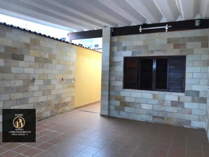 Foto 1 de Casa com 2 quartos à venda, 111m2 em Solemar, Praia Grande - SP