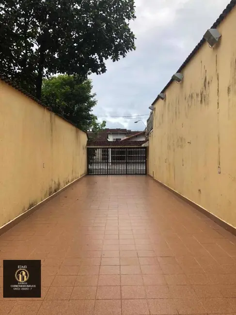 Casa com 2 quartos à venda, 111m2 em Solemar, Praia Grande - SP - imagem 4 Foto 4 de Casa com 2 quartos à venda, 111m2 em Solemar, Praia Grande - SP