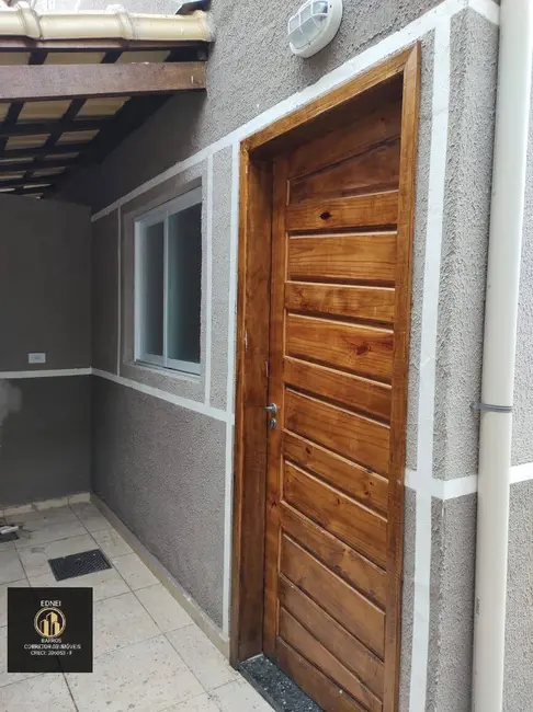 Foto 2 de Casa com 2 quartos à venda, 52m2 em Maracanã, Praia Grande - SP