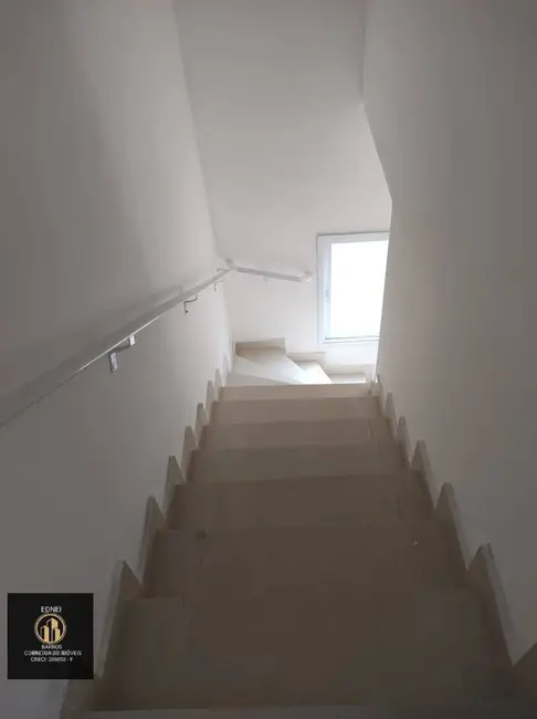 Foto 5 de Casa com 2 quartos à venda, 52m2 em Maracanã, Praia Grande - SP