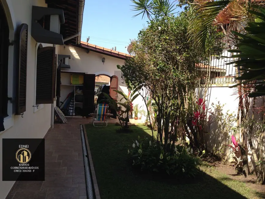 Foto 1 de Casa com 3 quartos à venda em Flórida, Praia Grande - SP