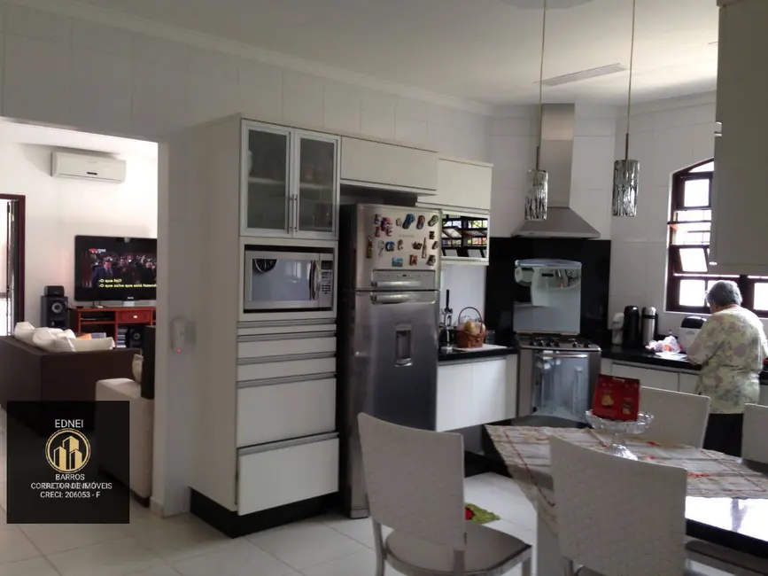 Casa com 3 quartos à venda em Flórida, Praia Grande - SP - imagem 5 Foto 5 de Casa com 3 quartos à venda em Flórida, Praia Grande - SP