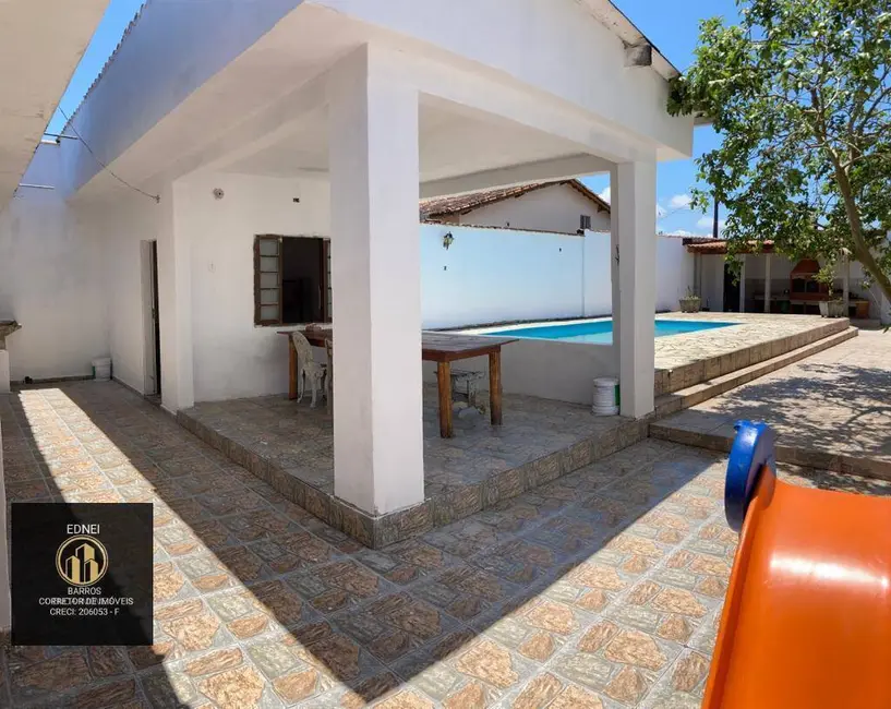 Casa com 3 quartos à venda em Itanhaem - SP - imagem 6 Foto 6 de Casa com 3 quartos à venda em Itanhaem - SP