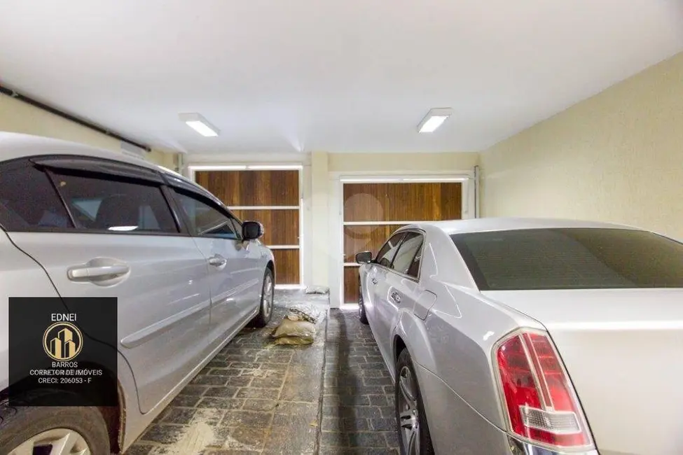 Foto 3 de Casa com 4 quartos à venda e para alugar, 818m2 em Real Parque, São Paulo - SP