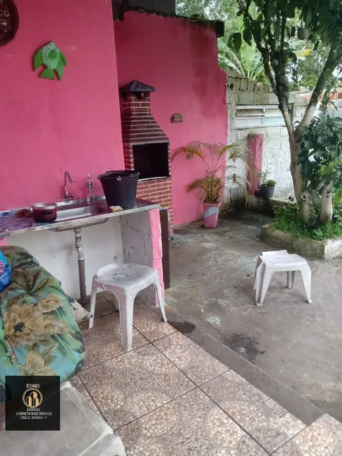 Sobrado com 3 quartos à venda e para alugar, 275m2 em Itanhaem - SP - imagem 6 Foto 6 de Sobrado com 3 quartos à venda e para alugar, 275m2 em Itanhaem - SP