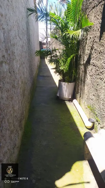 Foto 2 de Casa com 3 quartos à venda em Vila Mateo Bei, Sao Vicente - SP