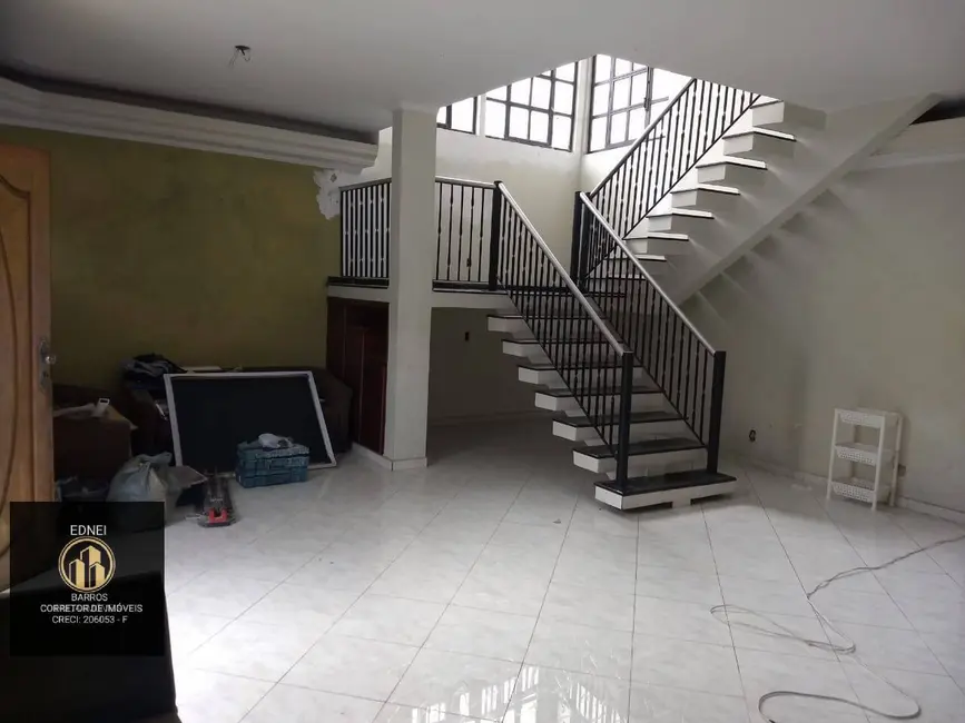 Foto 9 de Sobrado com 3 quartos para alugar em Centro, Sao Vicente - SP