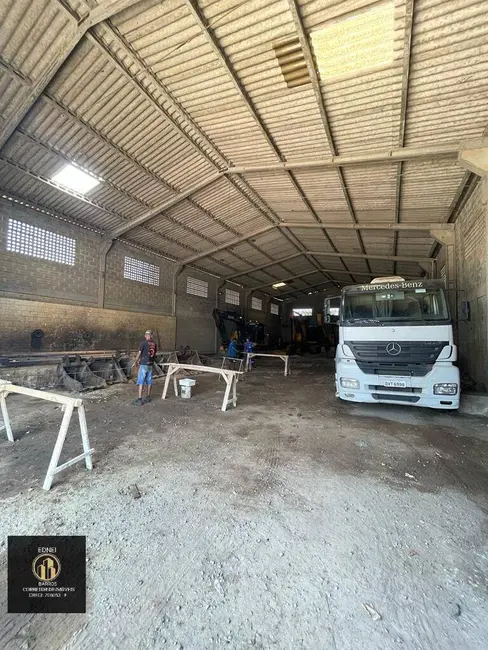 Armazém / Galpão para alugar, 750m2 em Praia Grande - SP - imagem 1 Foto 1 de Armazém / Galpão para alugar, 750m2 em Praia Grande - SP