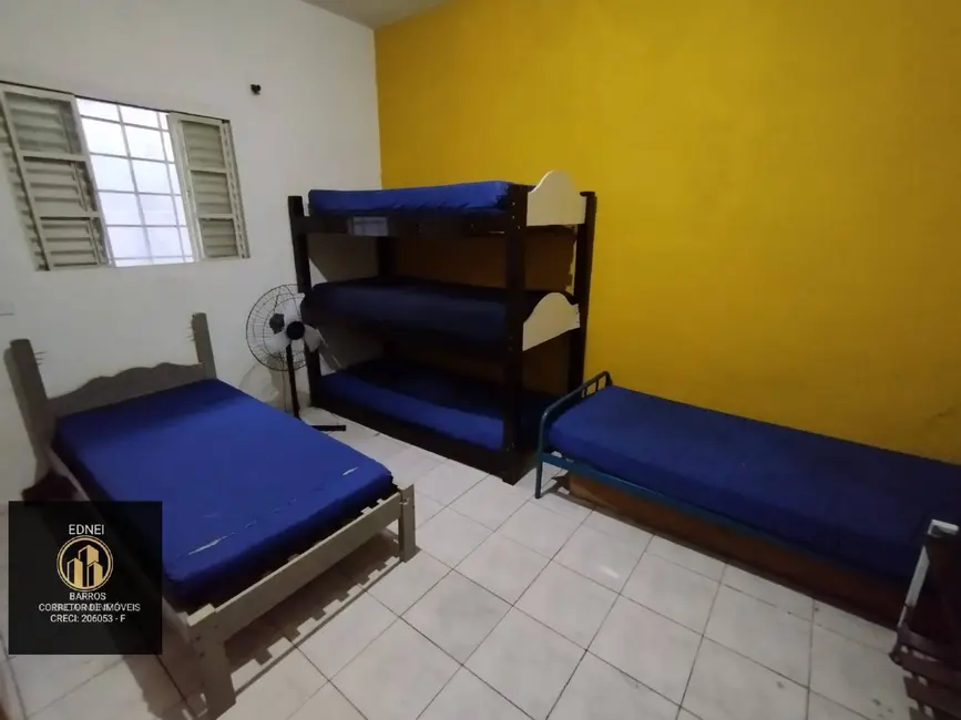 Pousada à venda e para alugar, 280m2 em Aviação, Praia Grande - SP - imagem 9 Foto 9 de Pousada à venda e para alugar, 280m2 em Aviação, Praia Grande - SP