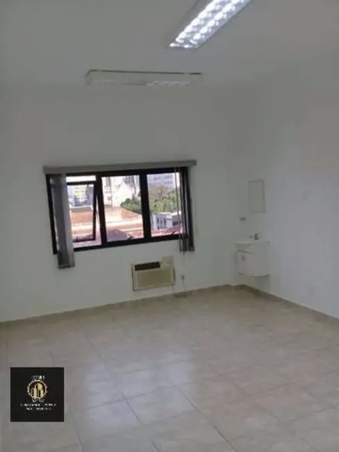 Sala Comercial à venda e para alugar, 30m2 em Centro, Santos - SP - imagem 4 Foto 4 de Sala Comercial à venda e para alugar, 30m2 em Centro, Santos - SP