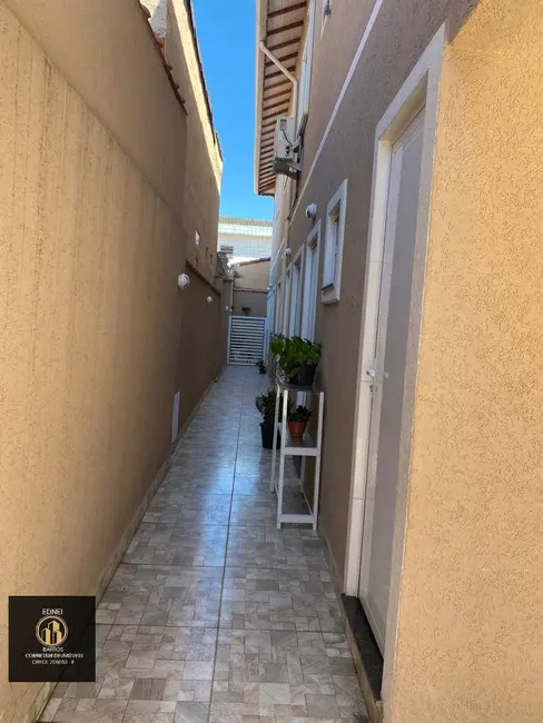 Foto 4 de Sobrado com 2 quartos à venda em Maracanã, Praia Grande - SP