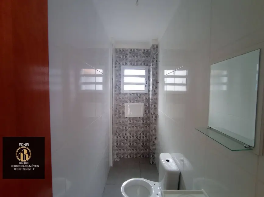 Foto 9 de Casa com 2 quartos à venda e para alugar em Maracanã, Praia Grande - SP